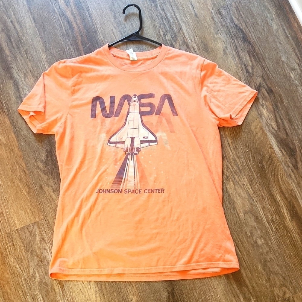 NASA Johnson Space Center Orange Graphic Vintage Anvil  T-Shirt  Size Large